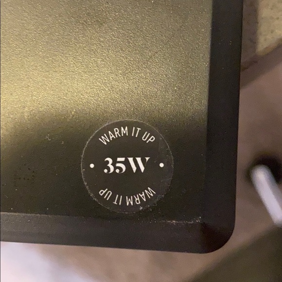 Makeup - Picture 4 of 4